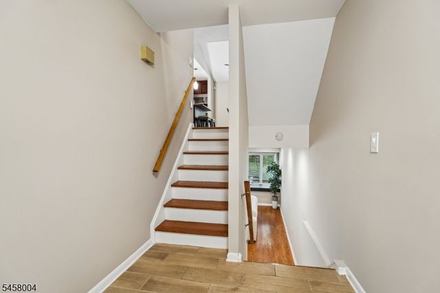 141 Marion Dr, West Orange Twp., NJ 07052