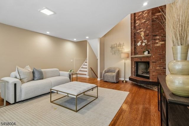 141 Marion Dr, West Orange Twp., NJ 07052