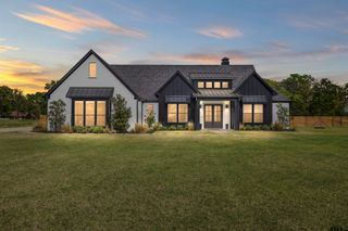 21197 Gatlinburg Rd, Bullard, TX 75757