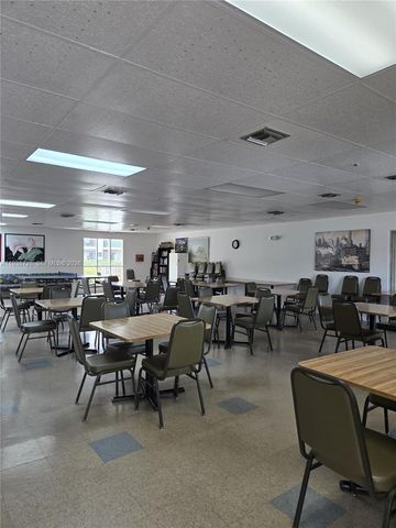 16801 NE 13th Ave 210, Miami, FL 33162