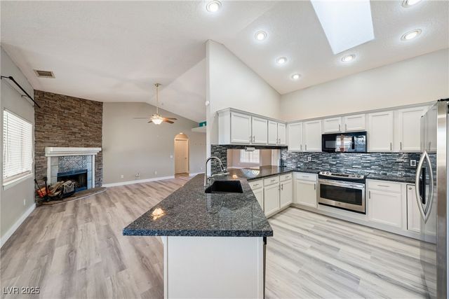 2950 Winchester Avenue, Pahrump, NV 89048