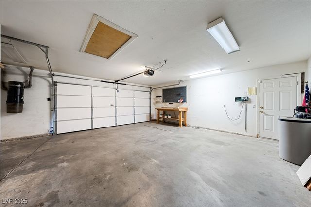 2950 Winchester Avenue, Pahrump, NV 89048