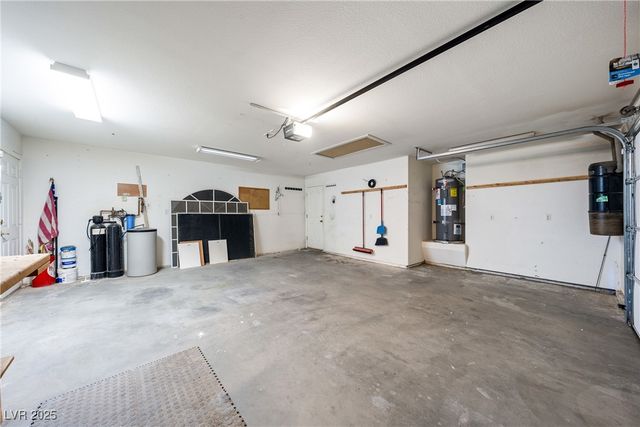 2950 Winchester Avenue, Pahrump, NV 89048