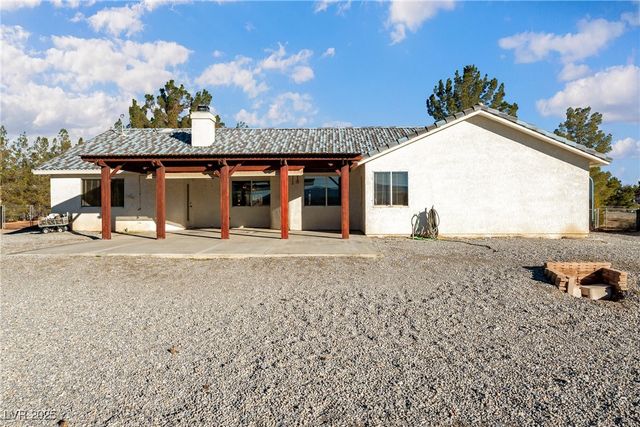 2950 Winchester Avenue, Pahrump, NV 89048
