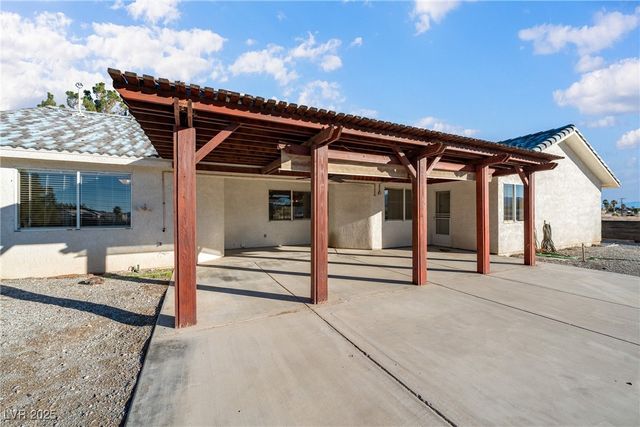 2950 Winchester Avenue, Pahrump, NV 89048