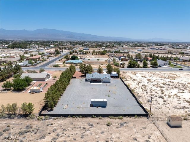 2950 Winchester Avenue, Pahrump, NV 89048