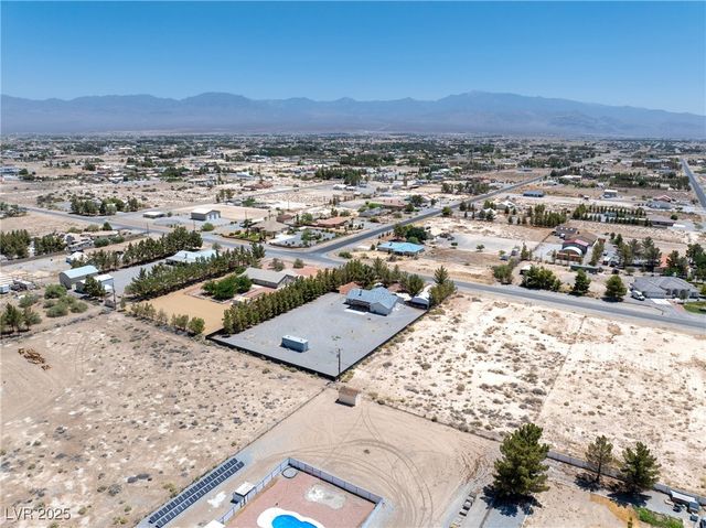 2950 Winchester Avenue, Pahrump, NV 89048