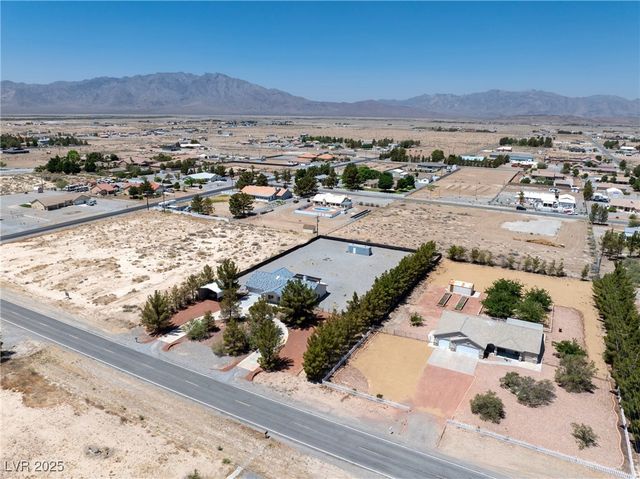 2950 Winchester Avenue, Pahrump, NV 89048