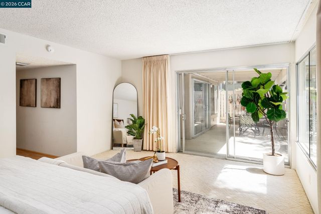 2662 Saklan Indian 1, Walnut Creek, CA 94595