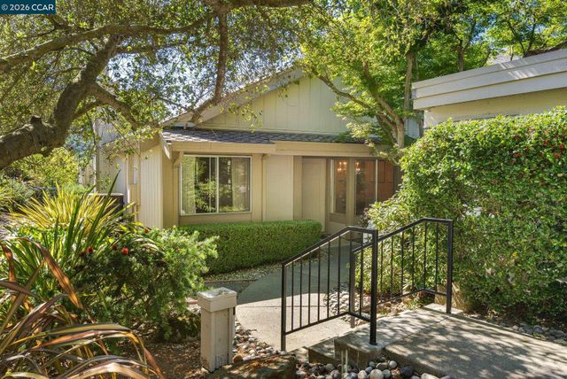 2662 Saklan Indian 1, Walnut Creek, CA 94595