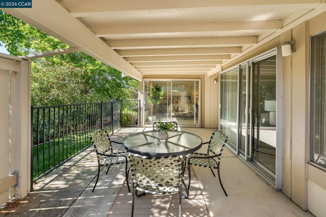 2662 Saklan Indian 1, Walnut Creek, CA 94595