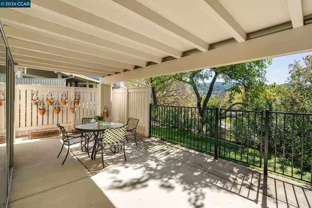 2662 Saklan Indian 1, Walnut Creek, CA 94595