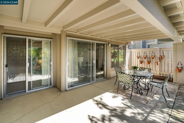 2662 Saklan Indian 1, Walnut Creek, CA 94595