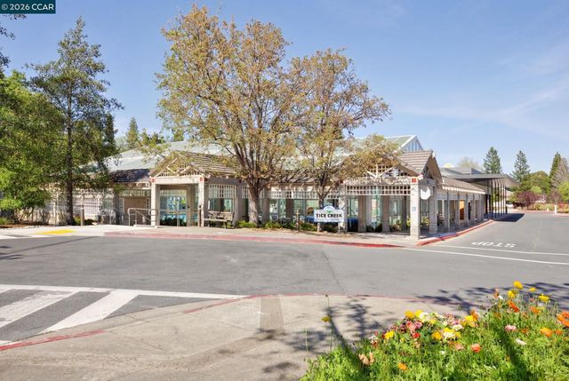 2662 Saklan Indian 1, Walnut Creek, CA 94595