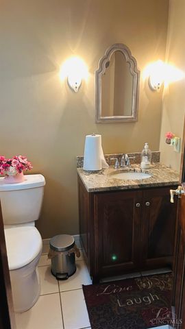 502 Blossomhill Lane, Springfield Twp., OH 45224