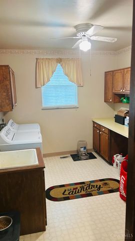 502 Blossomhill Lane, Springfield Twp., OH 45224