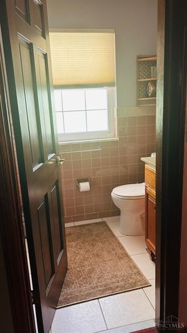 502 Blossomhill Lane, Springfield Twp., OH 45224
