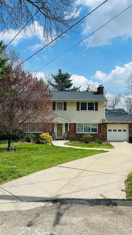 502 Blossomhill Lane, Springfield Twp., OH 45224