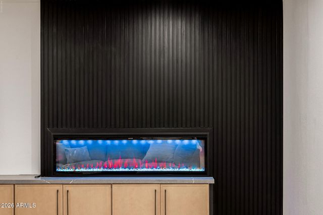 1111 W TOWNLEY Avenue, Phoenix, AZ 85021