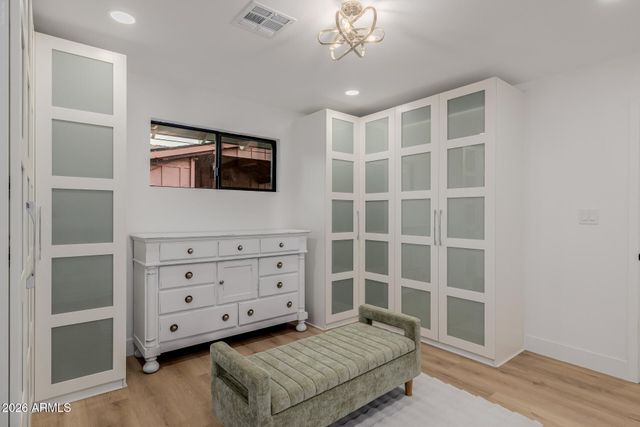 1111 W TOWNLEY Avenue, Phoenix, AZ 85021