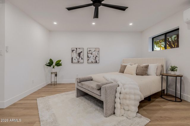 1111 W TOWNLEY Avenue, Phoenix, AZ 85021