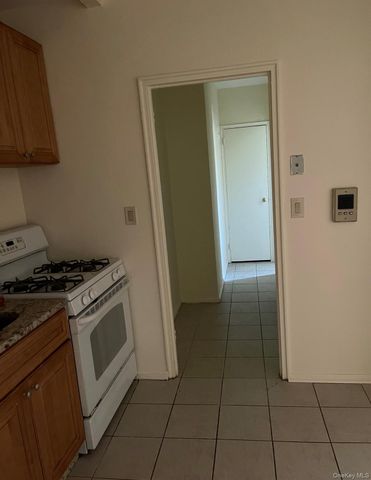 776 Bronx River Road b24, Bronxville, NY 10708