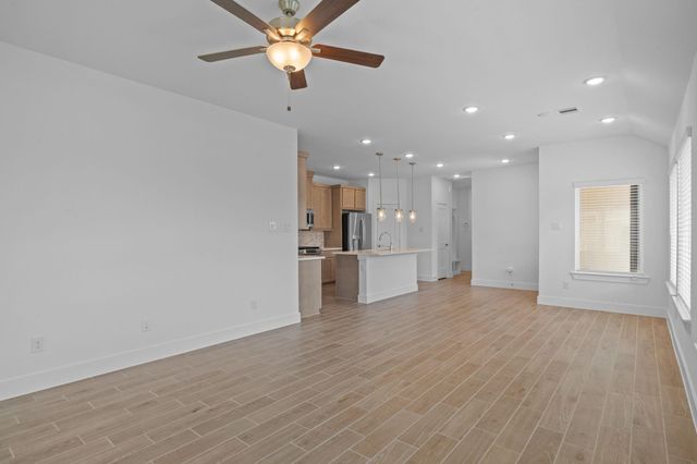 5230 Big Dipper Drive, Iowa Colony, TX 77583