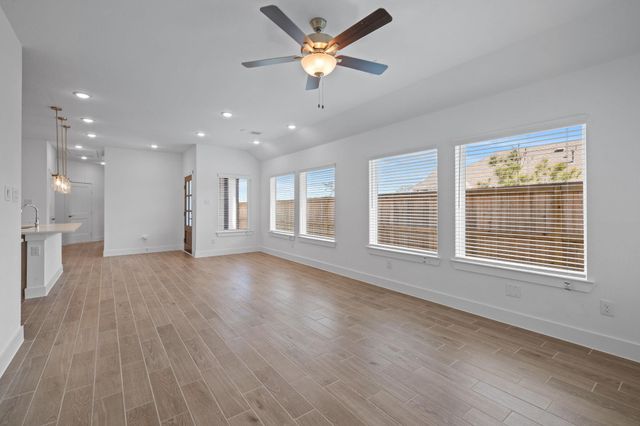 5230 Big Dipper Drive, Iowa Colony, TX 77583