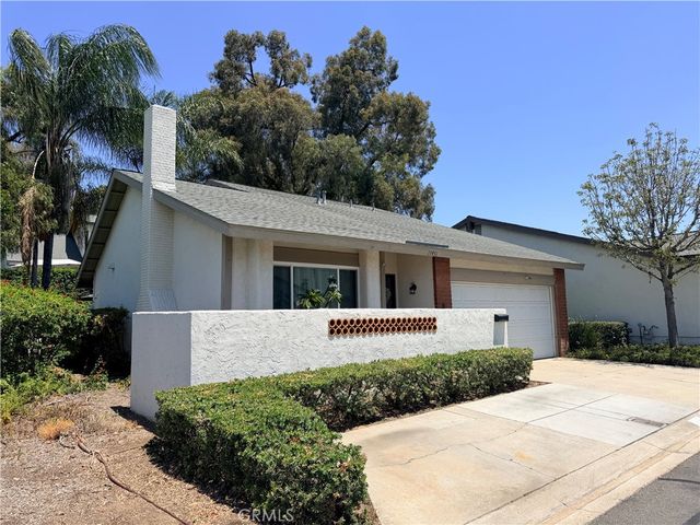 19951 Woodcliff Court, Yorba Linda, CA 92886
