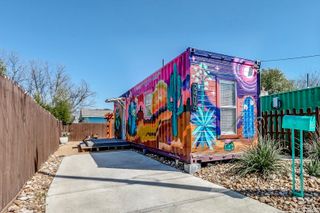 2415 W Poplar, San Antonio, TX 78207