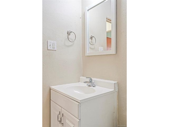 3940 W 17th Ave, Denver, CO 80204