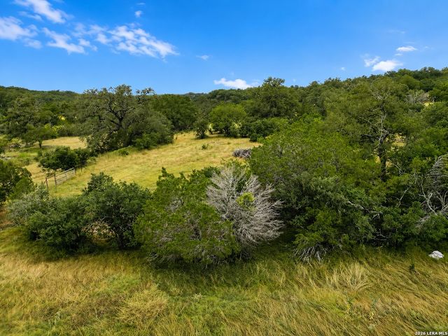1400 Knoll Schwope Rd, Spring Branch, TX 78070