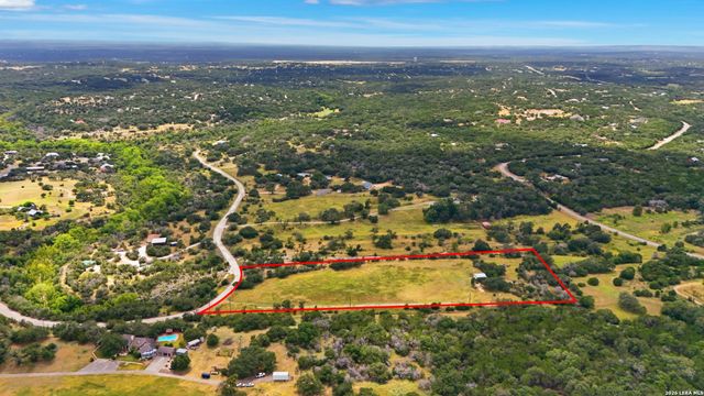 1400 Knoll Schwope Rd, Spring Branch, TX 78070