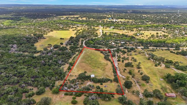 1400 Knoll Schwope Rd, Spring Branch, TX 78070