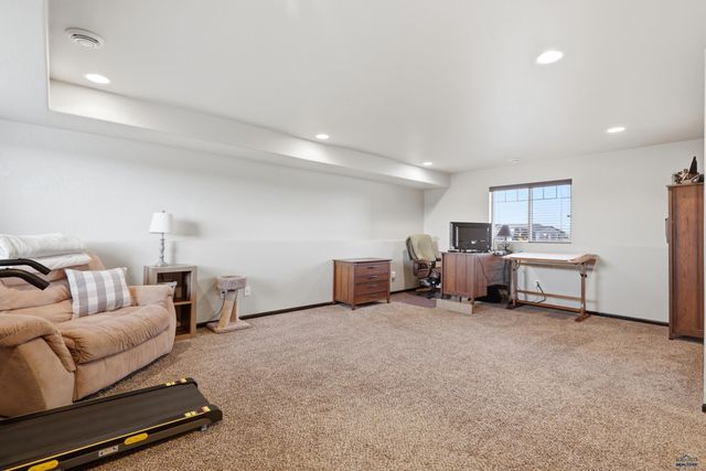 21922 ROYAL RUN, Box Elder, SD 57719