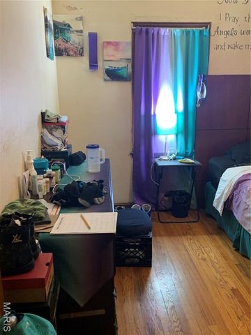 7504 Calvin Avenue, St Louis, MO 63136