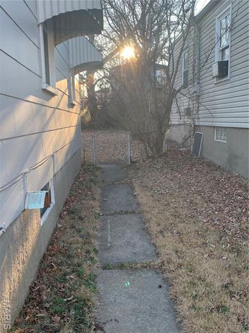 7504 Calvin Avenue, St Louis, MO 63136