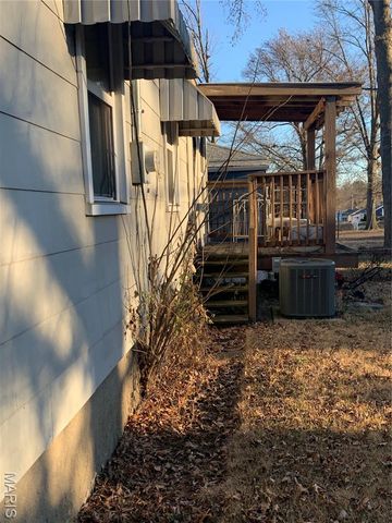 7504 Calvin Avenue, St Louis, MO 63136