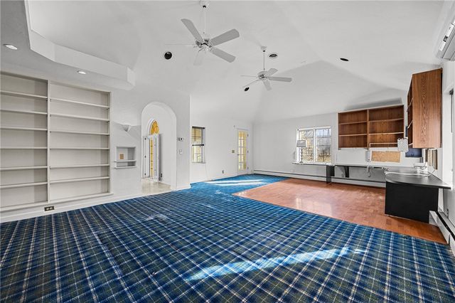 52 Knollwood Drive, Pittsford, NY 14618