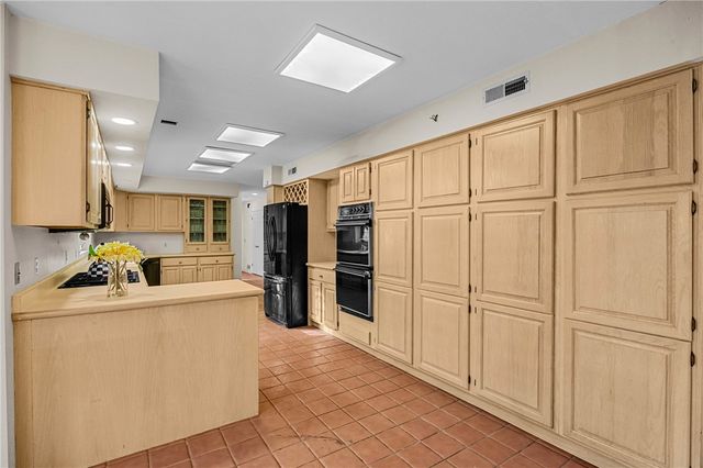 52 Knollwood Drive, Pittsford, NY 14618