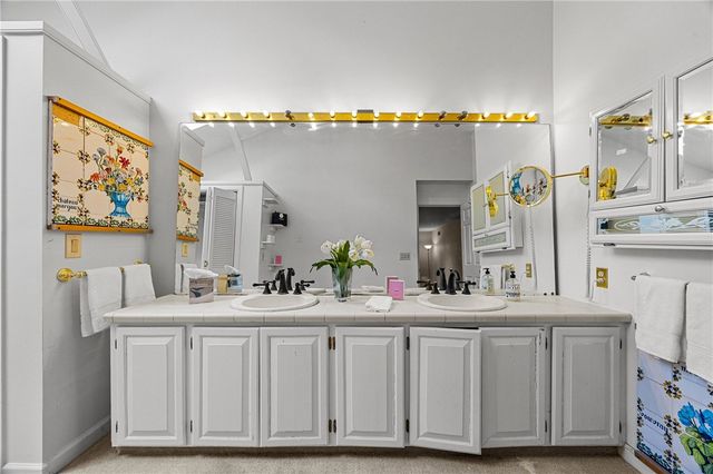 52 Knollwood Drive, Pittsford, NY 14618