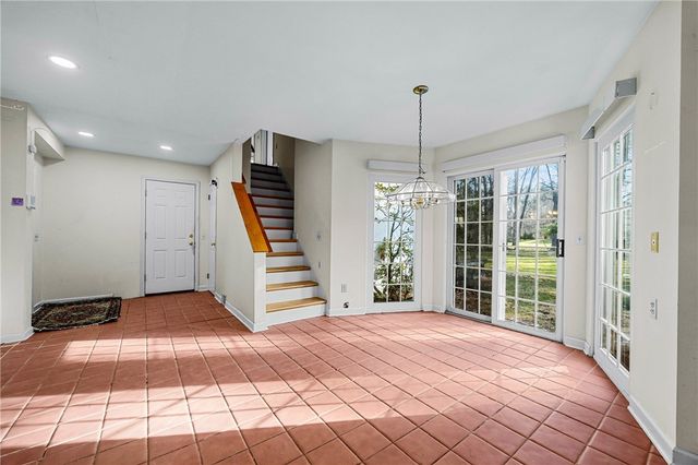 52 Knollwood Drive, Pittsford, NY 14618