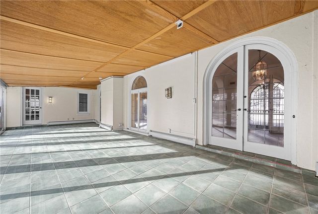 52 Knollwood Drive, Pittsford, NY 14618