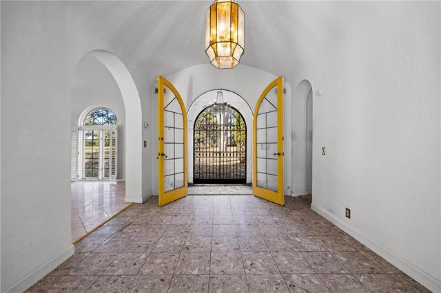 52 Knollwood Drive, Pittsford, NY 14618