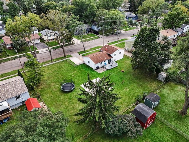 5836 Meredith Street, Portage, MI 49002