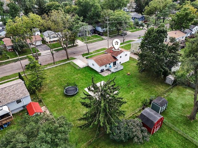 5836 Meredith Street, Portage, MI 49002