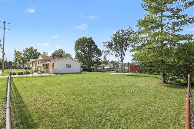 5836 Meredith Street, Portage, MI 49002