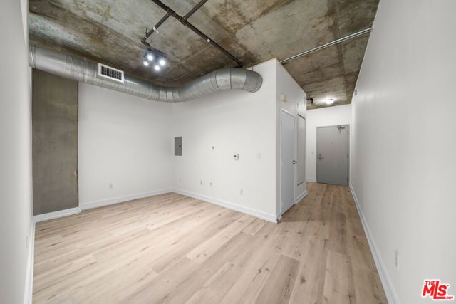 645 W 9th Street 501, Los Angeles, CA 90015