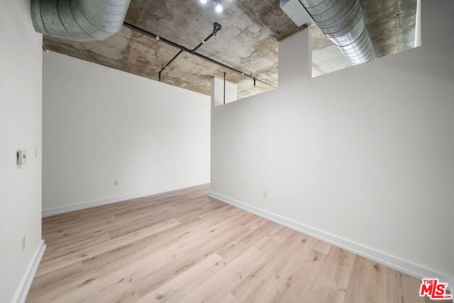 645 W 9th Street 501, Los Angeles, CA 90015