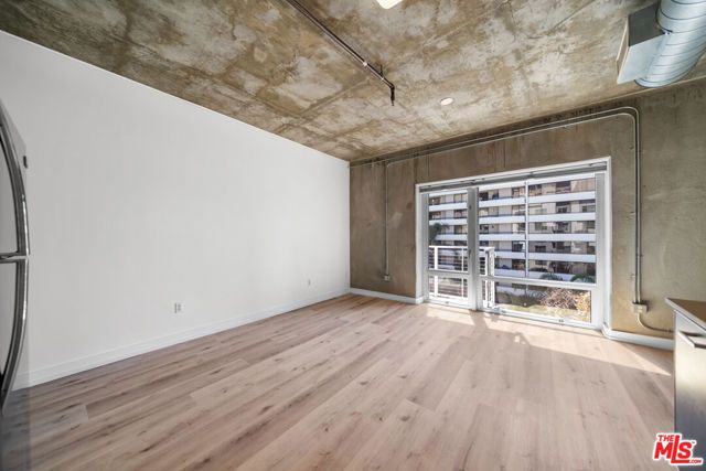 645 W 9th Street 501, Los Angeles, CA 90015